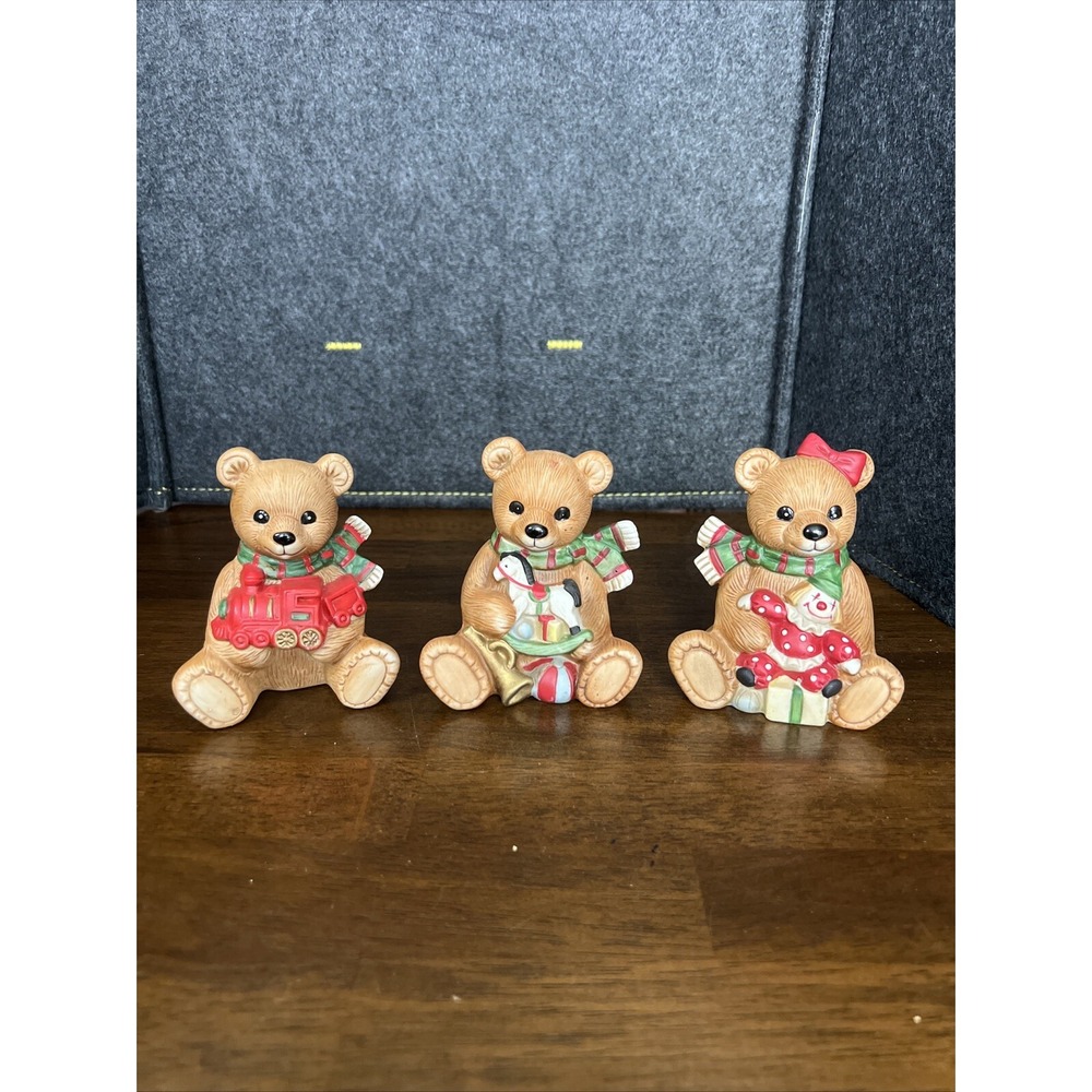 SET OF 3 CERAMIC VINTAGE HOMCO BEAR FIGURINES Christmas, train, Horse,‎ Clown